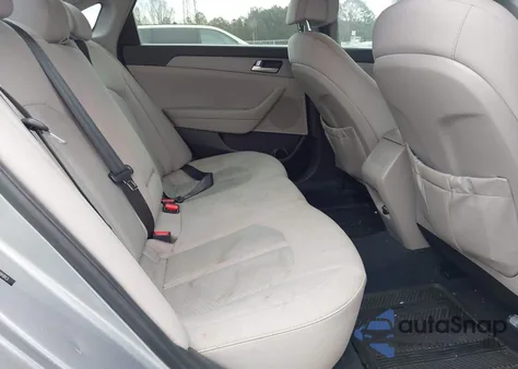 2017 Hyundai Sonata z USA, uszkodzony, nr VIN 5NPE24AF4HH491813